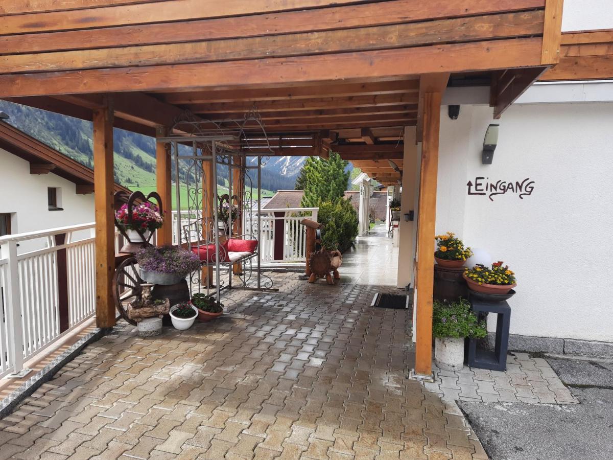 Hotel Pension Echo Lech am Arlberg Exterior photo