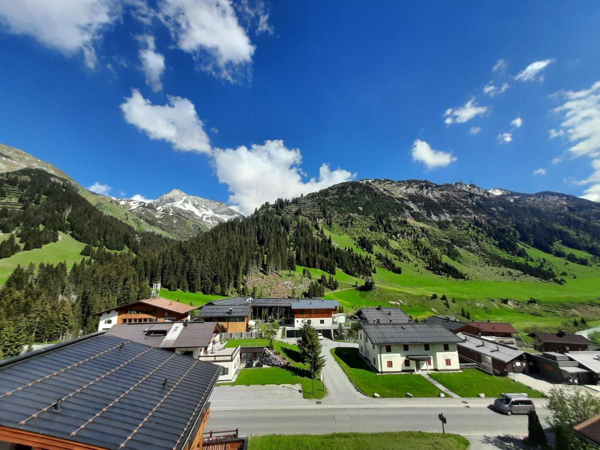 Hotel Pension Echo Lech am Arlberg Exterior photo